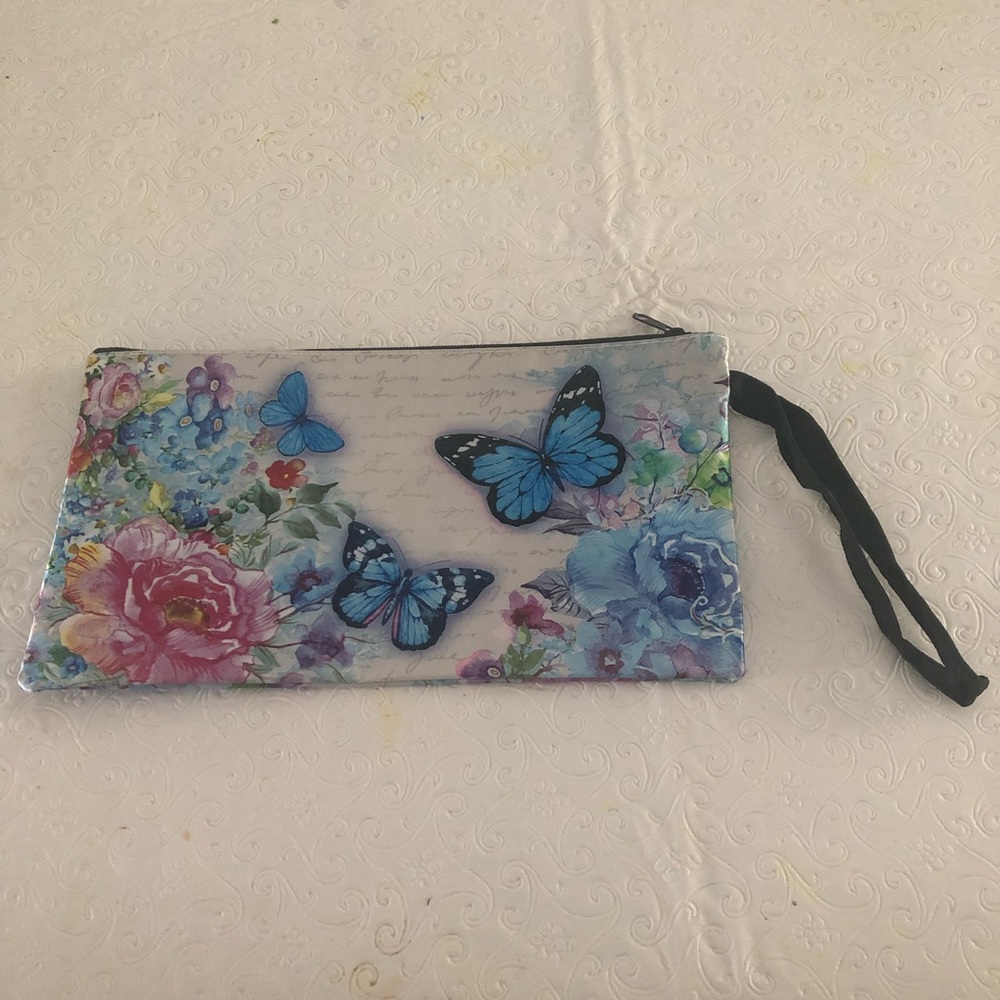 🆕 Butterfly Makeup Bag